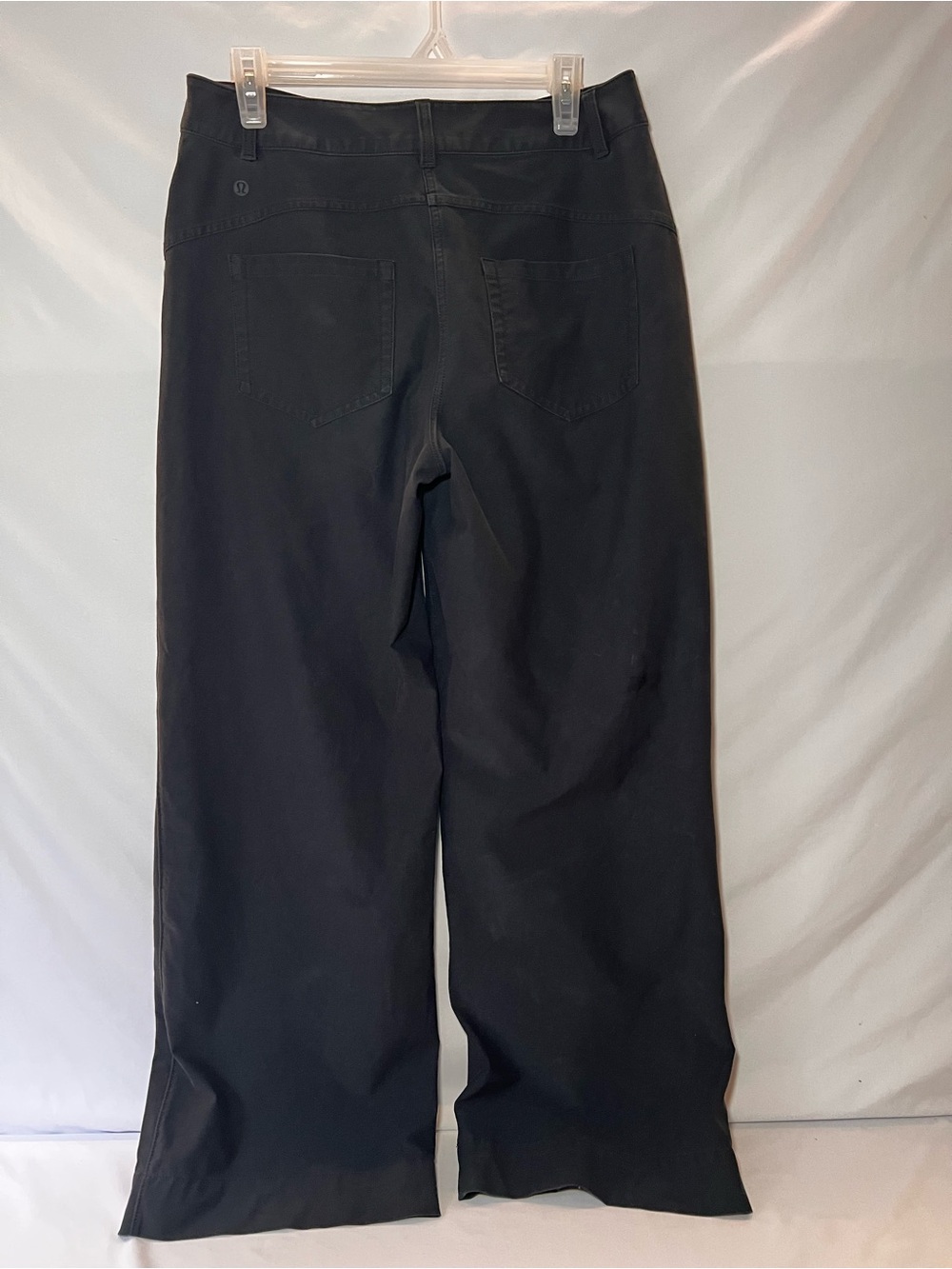 Lululemon Woman’s Black Pants Size 30 - Picture 2 of 10